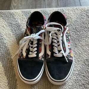 Vans old skool flower shoes size 9